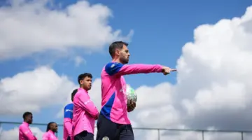صور التدريبات: التركيز نحو بورنموث